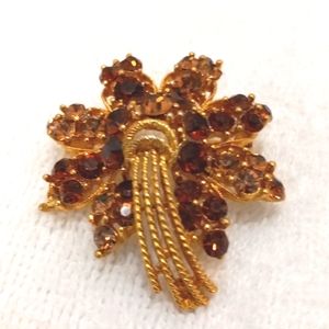 Usner signed Amber Rhinestones Brooch/Pin